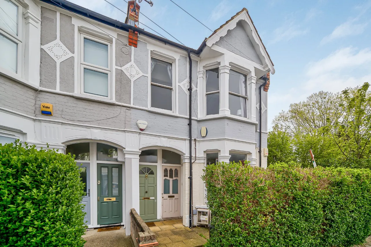 2 bed flat for sale — Duntshill Road, Earlsfield, London, SW18