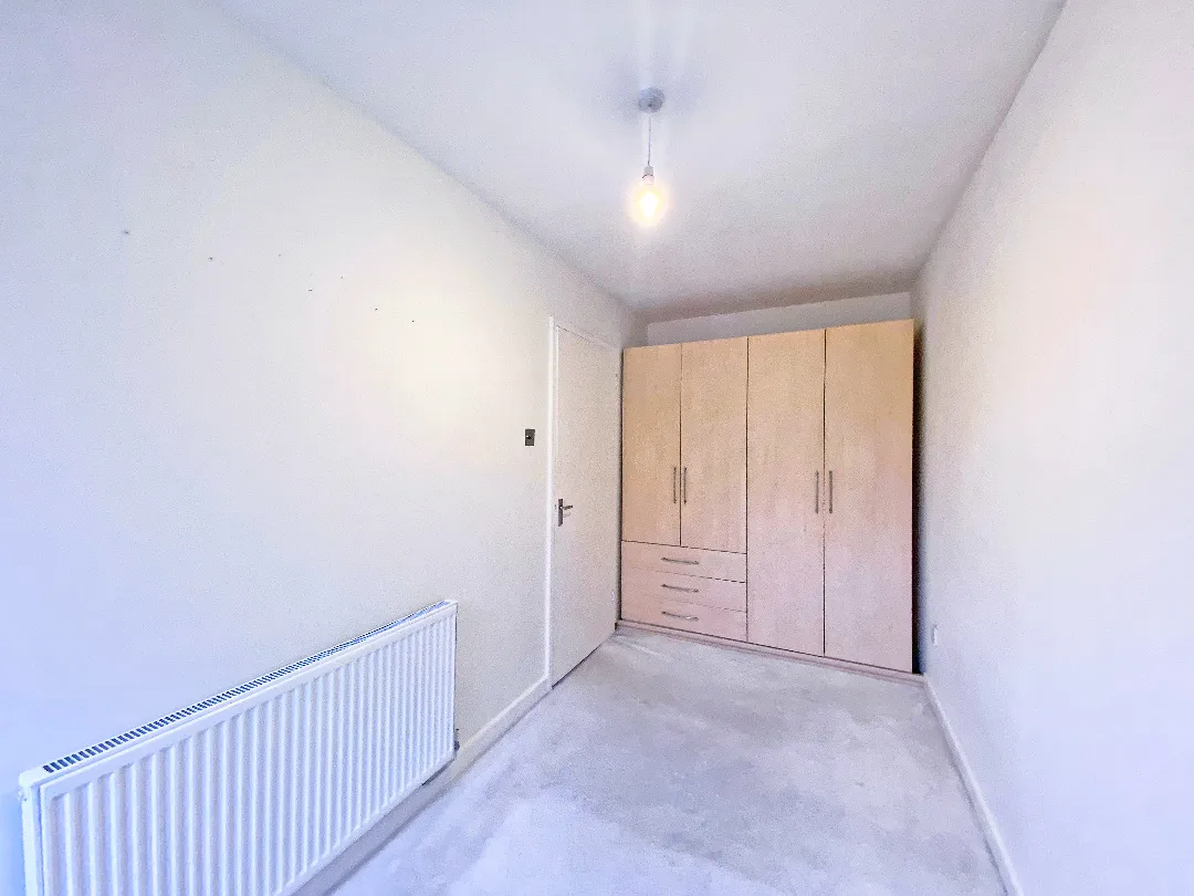 New Barn Close, Fleet, GU51, photo 5