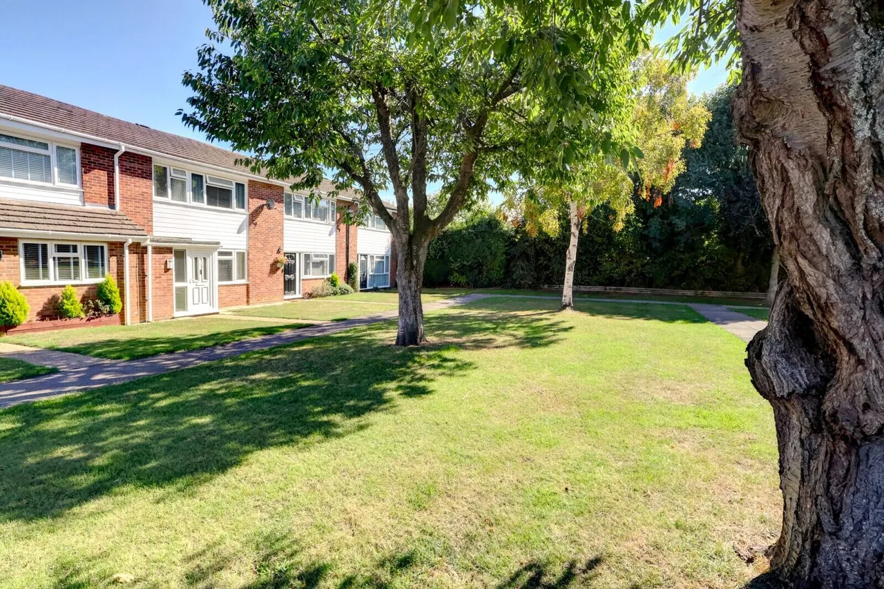 3 bed house for sale, Firs Walk, High Wycombe, HP15