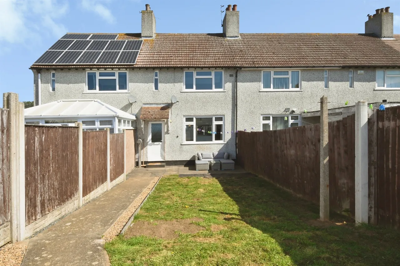 Anderson Road, Hemswell Cliff, Gainsborough, photo 10