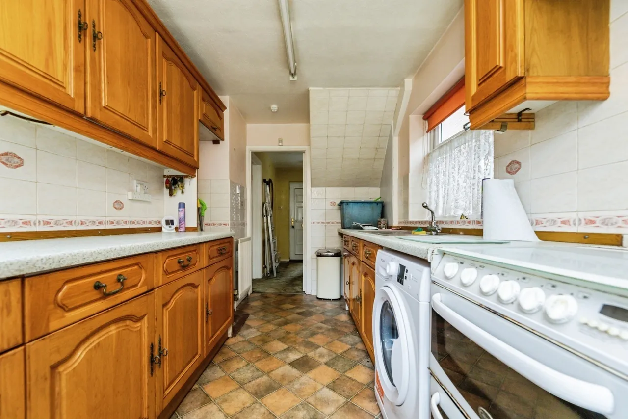 Broad Inge Crescent, Chapeltown, Sheffield, S35, photo 17