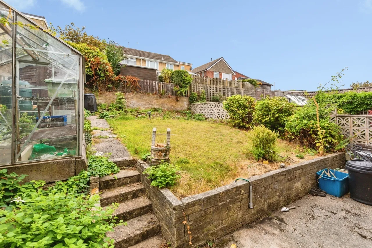 Broad Inge Crescent, Chapeltown, Sheffield, S35, photo 2