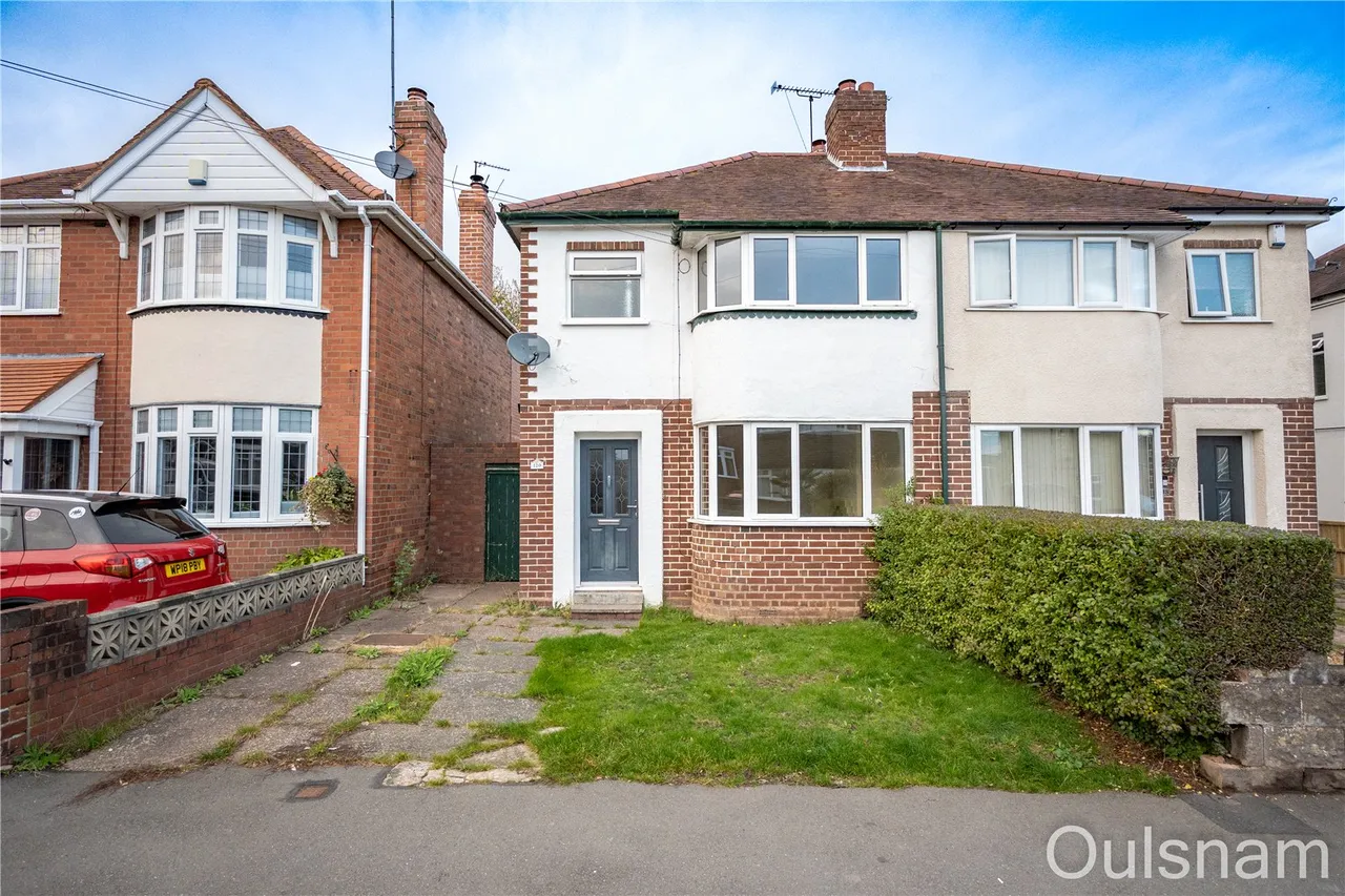 3 bed house for sale — Mount Pleasant, Kingswinford, West Midlands, DY6 9SH