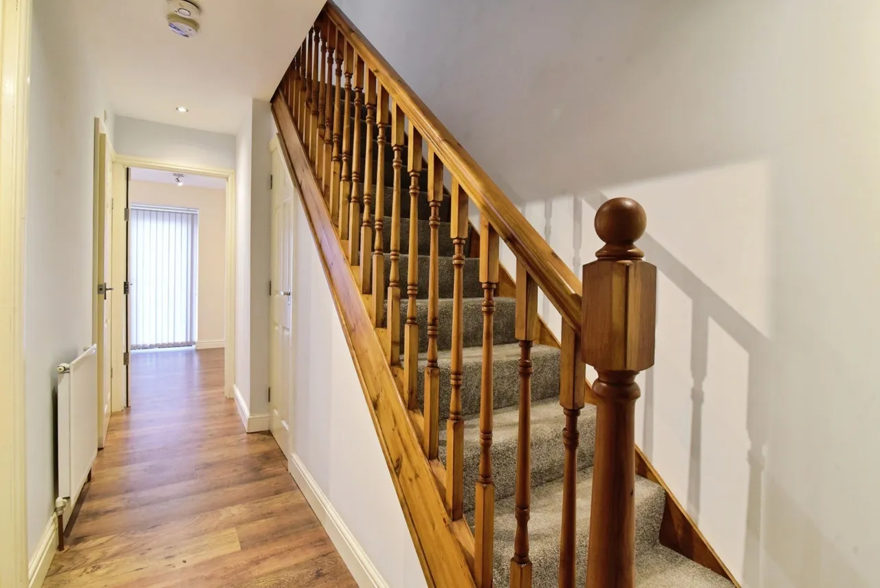 Woodthorpe Road, Sheffield, South Yorkshire, S13, photo 5