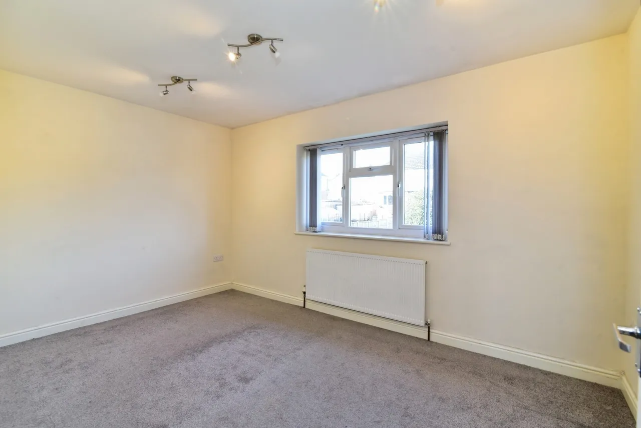 Woodthorpe Road, Sheffield, South Yorkshire, S13, photo 17