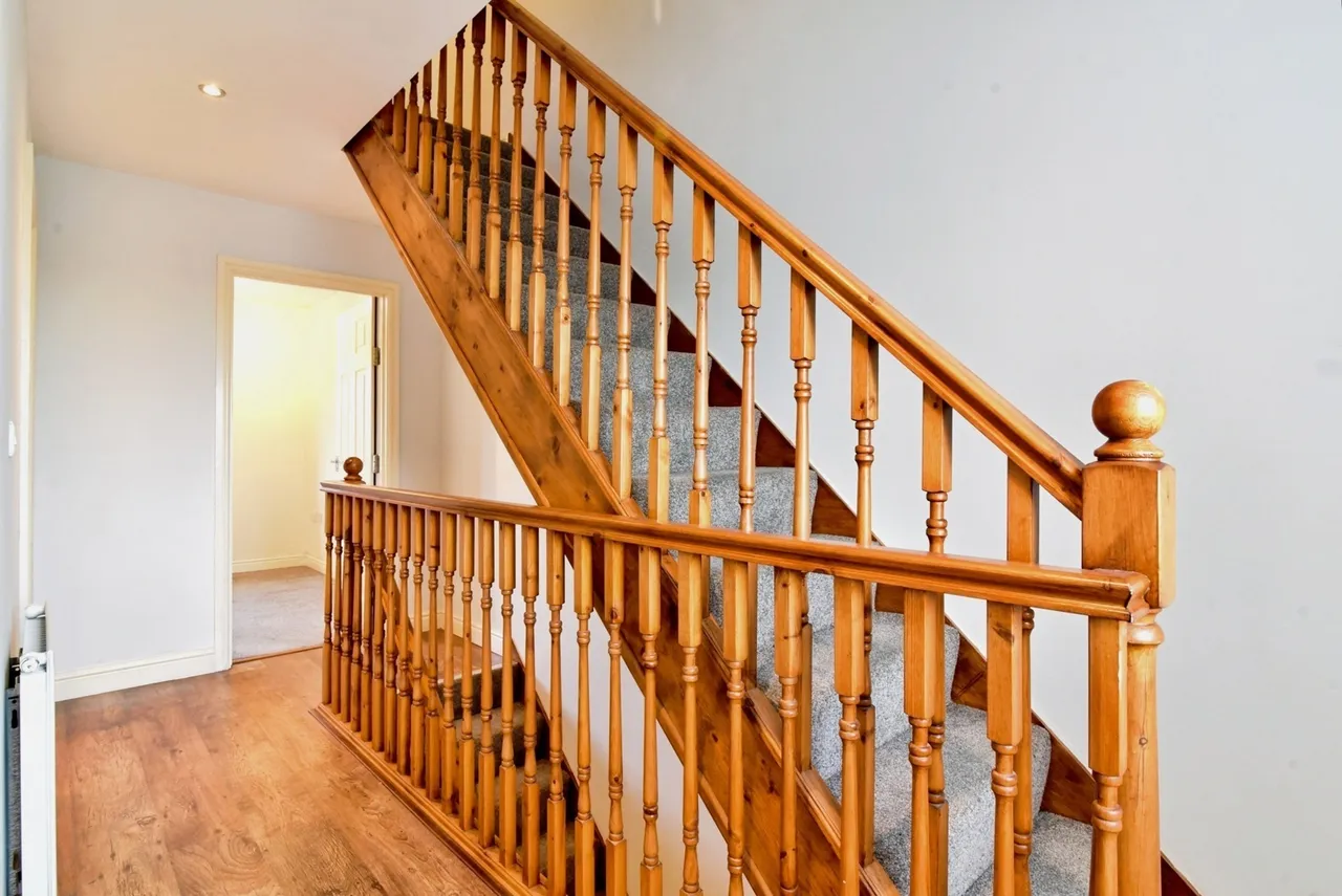 Woodthorpe Road, Sheffield, South Yorkshire, S13, photo 11