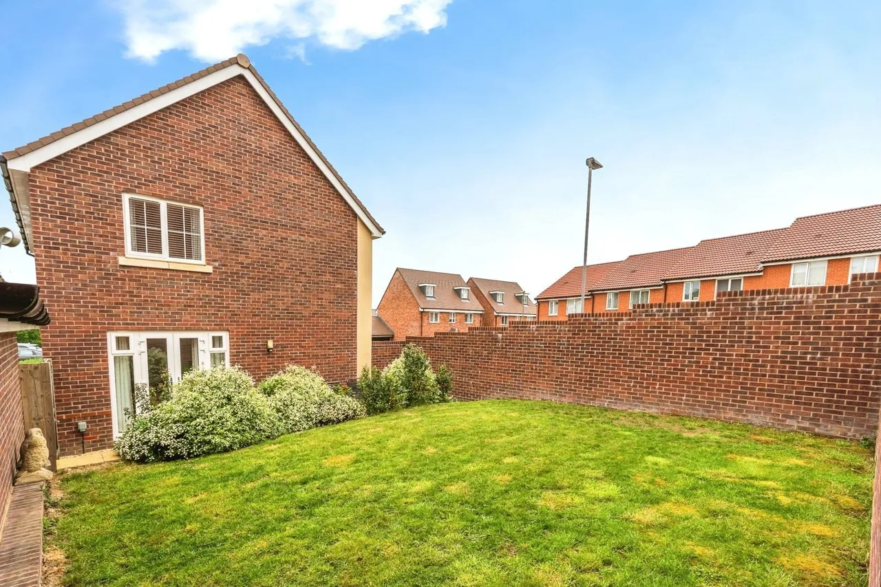Harrison Way, Rownhams, SO16, photo 8