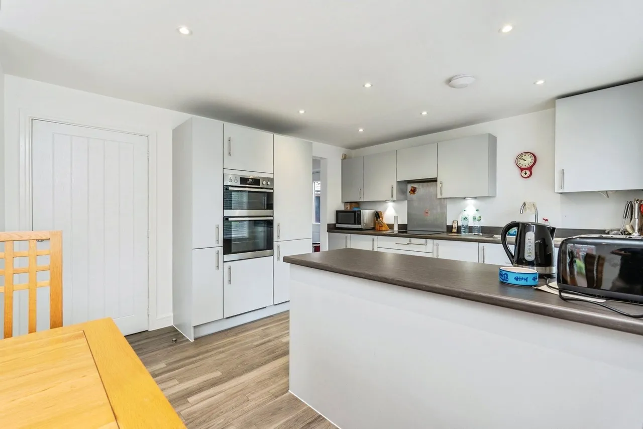 Harrison Way, Rownhams, SO16, photo 5