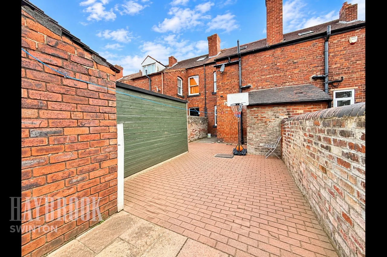 Moor Road, Wath Upon Dearne, photo 13
