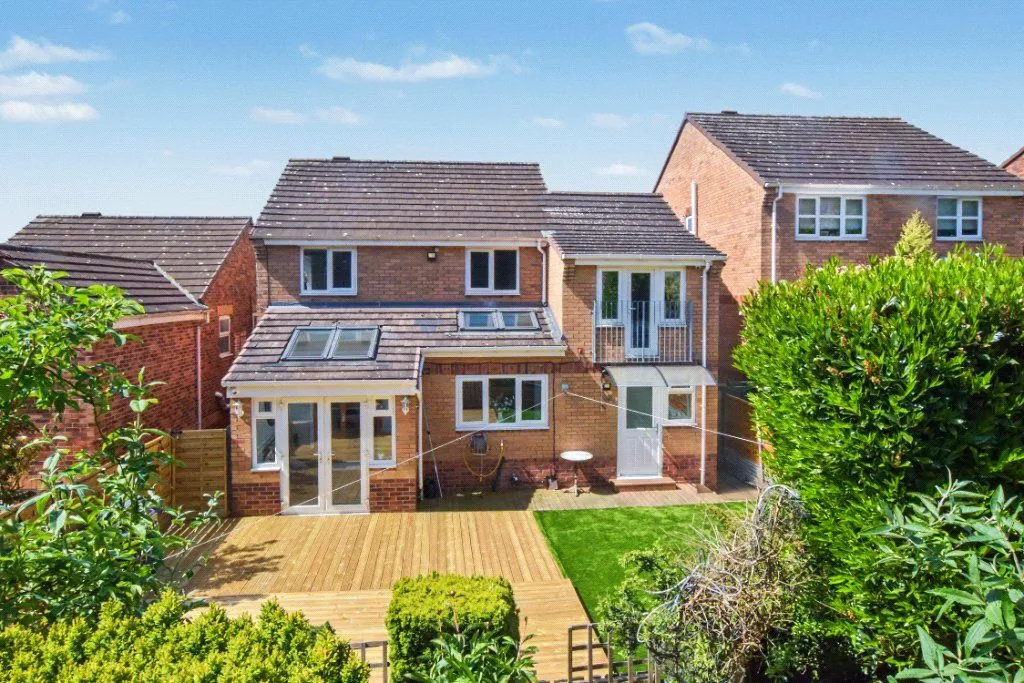 4 bed house for sale, St. James Mews, Leeds, LS12