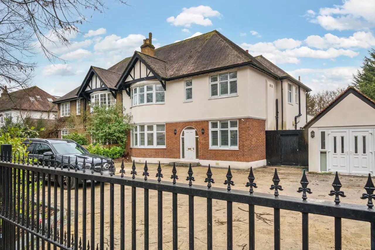 5 bed house for sale, Bromley Common, Bromley, BR2