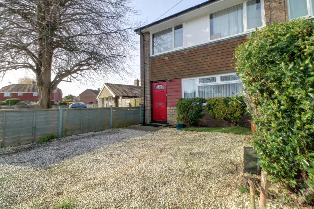 North Court Close, Rustington, BN16, photo 2