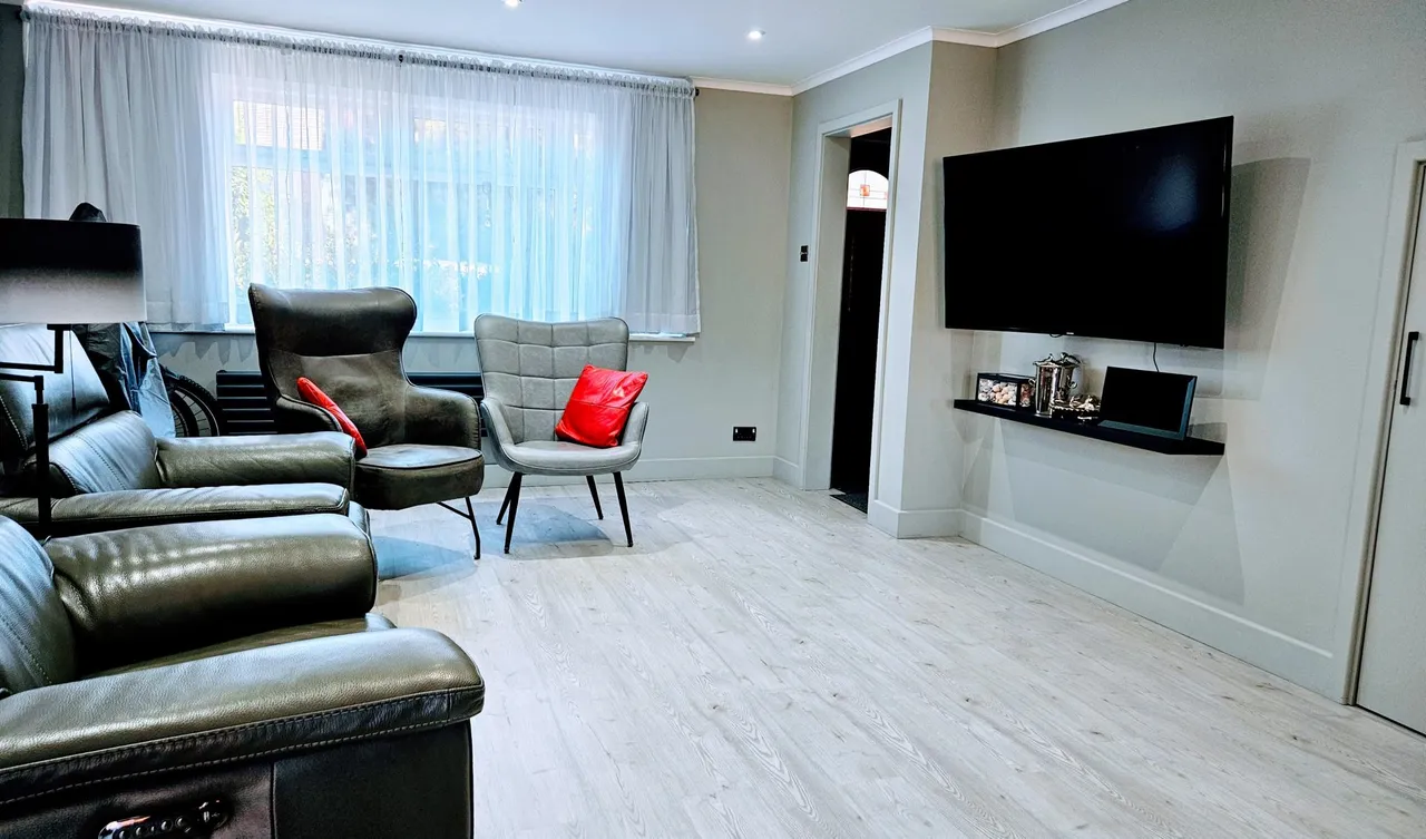 North Court Close, Rustington, BN16, photo 3