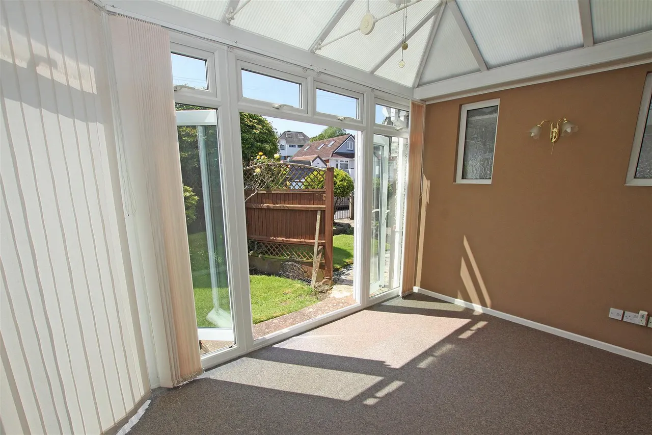Minterne Road, Bournemouth, photo 7