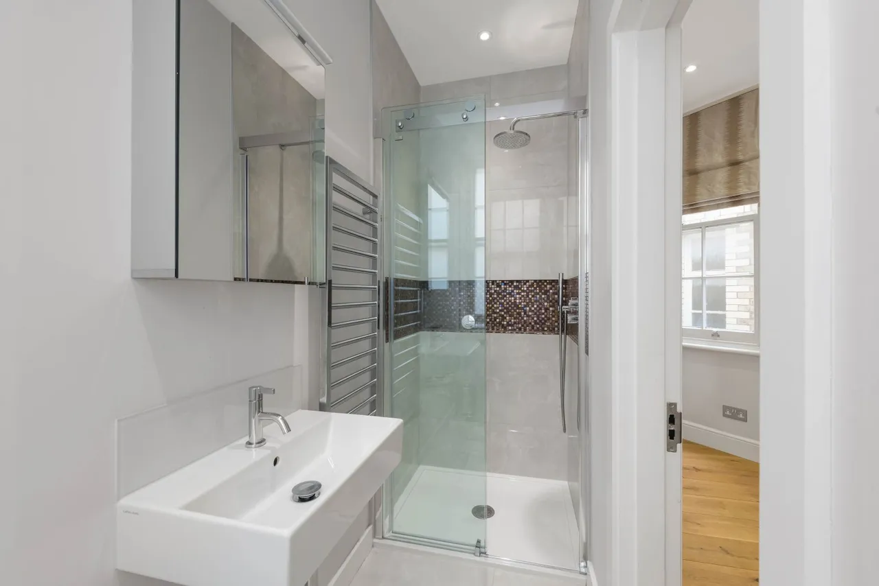 Abingdon Mansions, Pater Street, Kensington, London, W8 6AB, photo 10