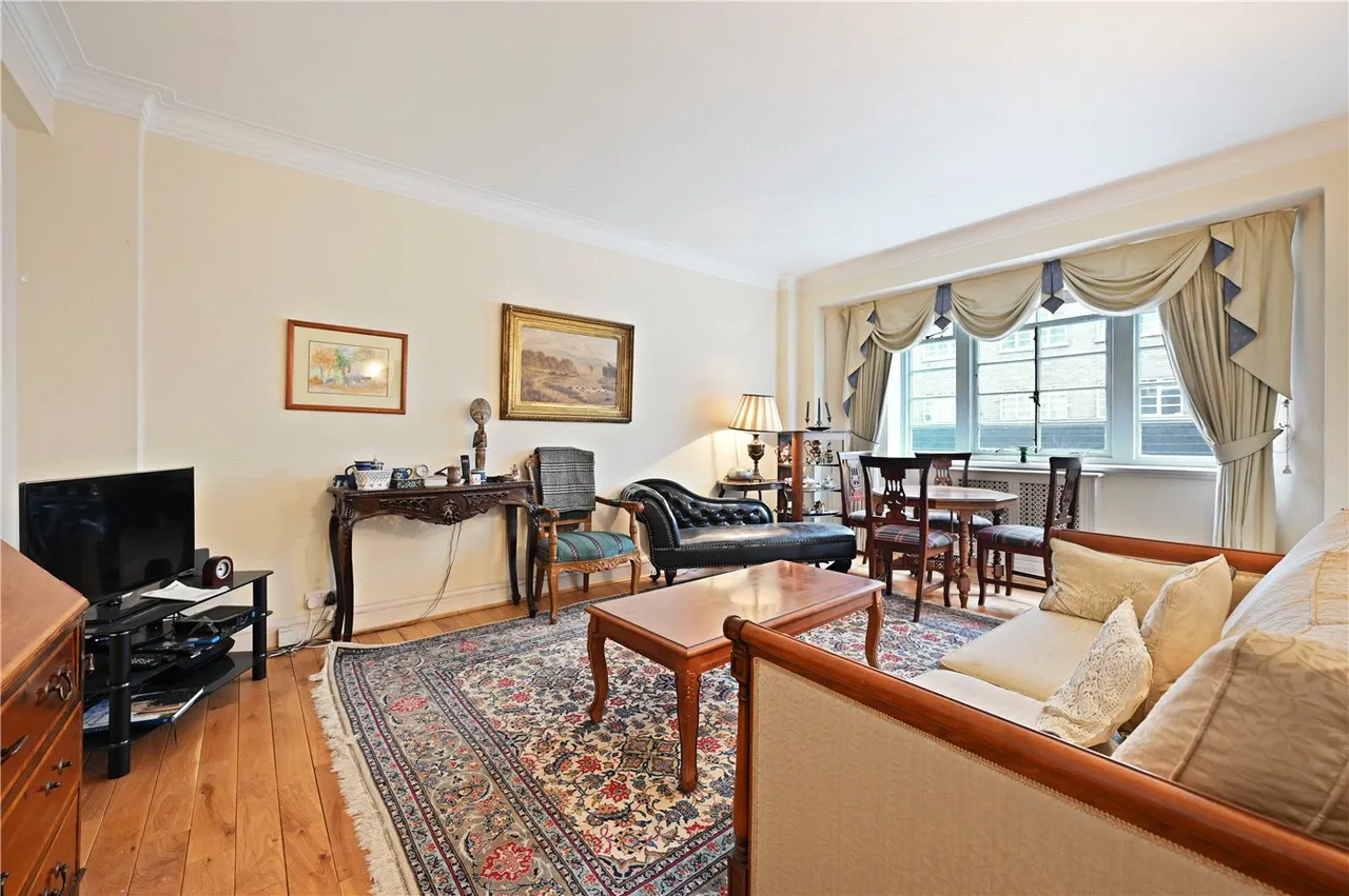 Vicarage Gate, Kensington, London, W8, photo 2