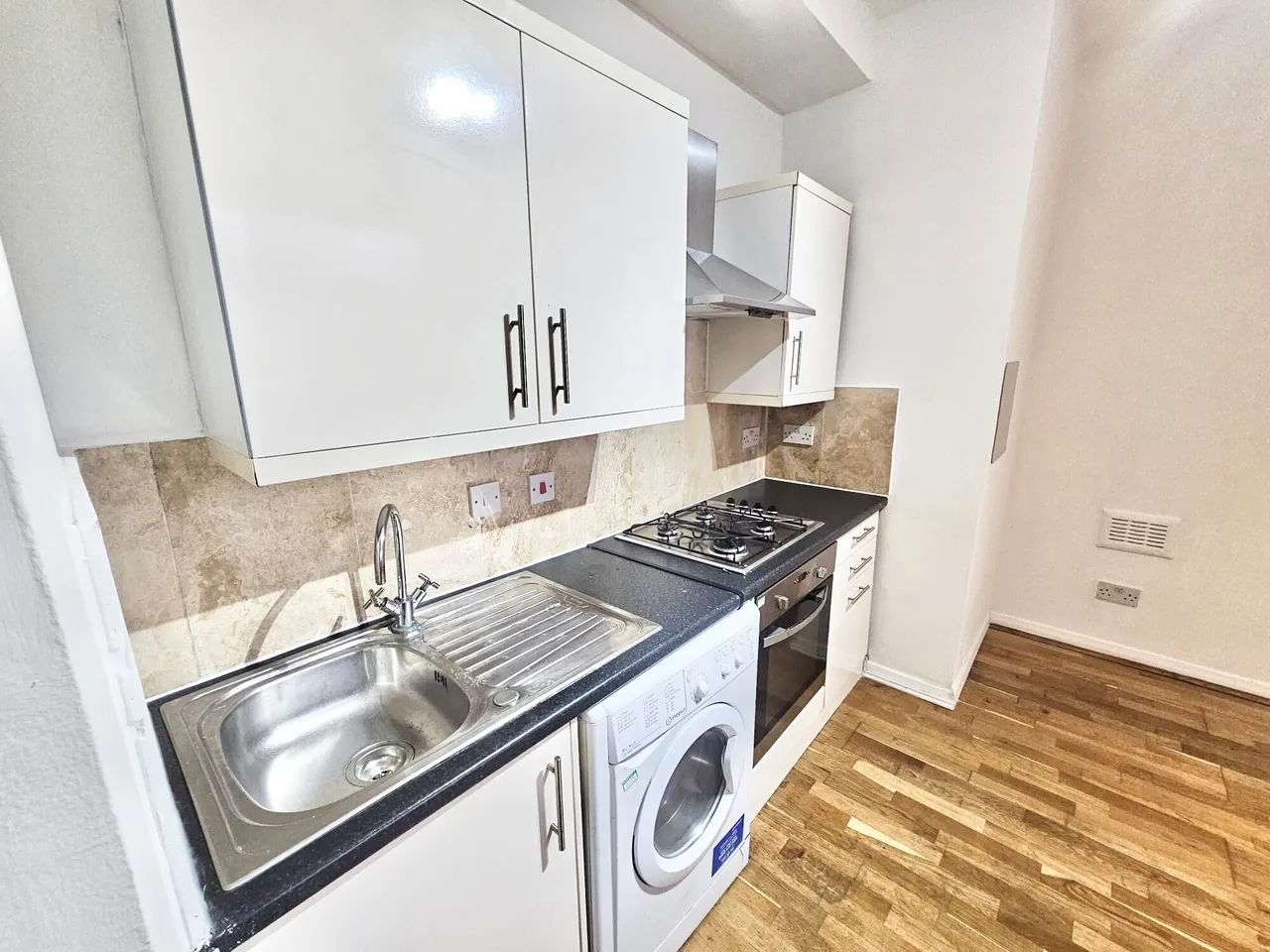 Aldrington Road, Furzedown, Streatham, photo 2