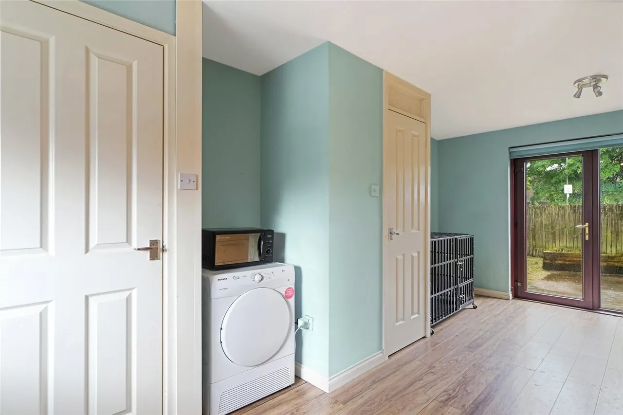 Drumnessie Court, Cumbernauld, Glasgow, North Lanarkshire, G68, photo 9