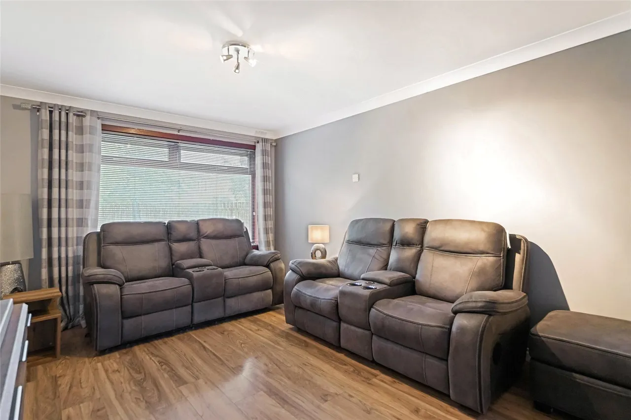 Drumnessie Court, Cumbernauld, Glasgow, North Lanarkshire, G68, photo 4