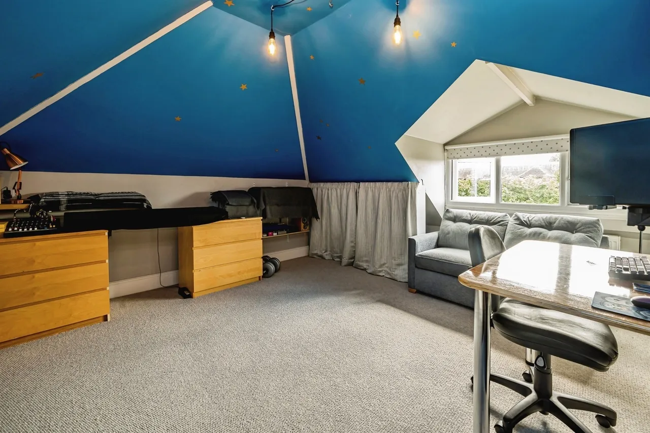 Ascott Road, Aylesbury, HP20, photo 15