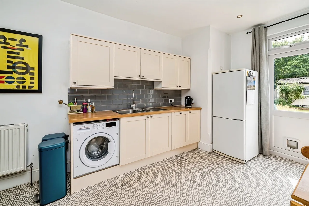 Ascott Road, Aylesbury, HP20, photo 6