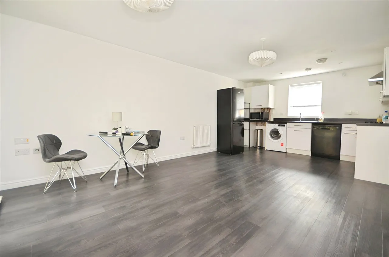 Torino Way, South Ockendon, Essex, RM15, photo 2
