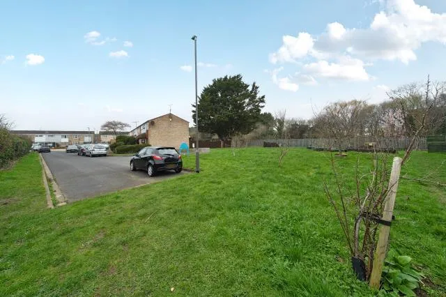 Enid Blyton House, Wycliffe End, HP19, photo 19