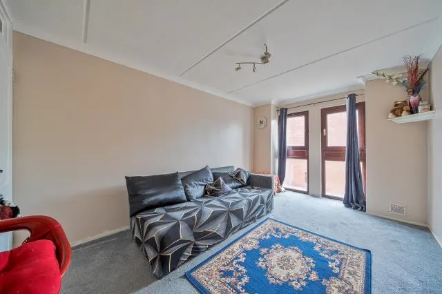 Enid Blyton House, Wycliffe End, HP19, photo 6