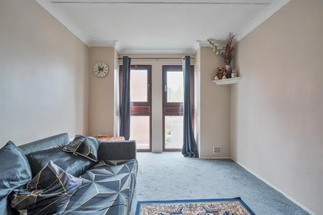 Enid Blyton House, Wycliffe End, HP19, photo 7