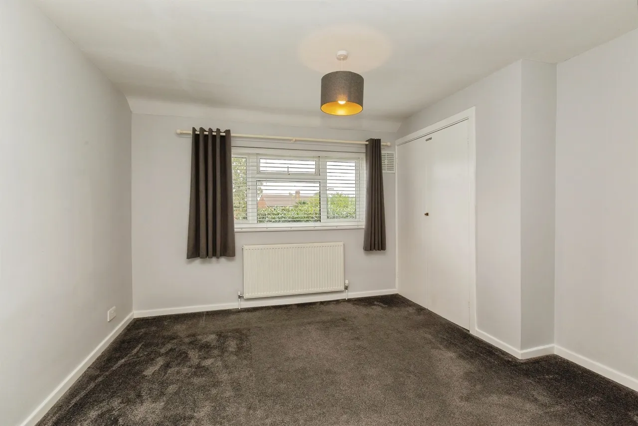 Grenville Close, Burnham, Slough, photo 12