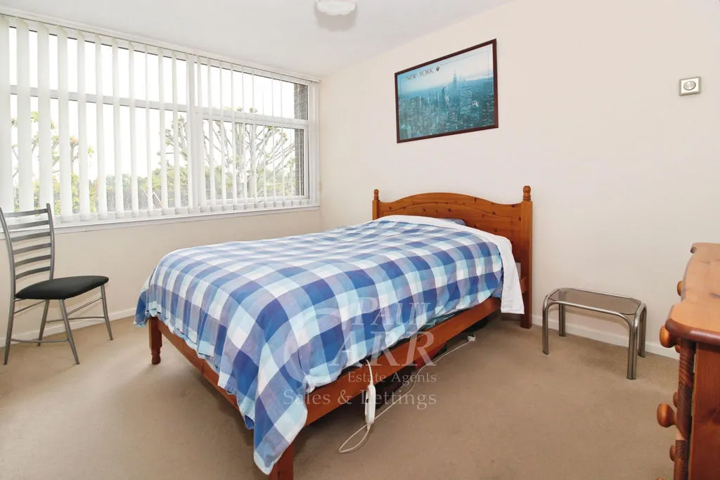 Camborne Road, Park Hall, WS5, photo 6