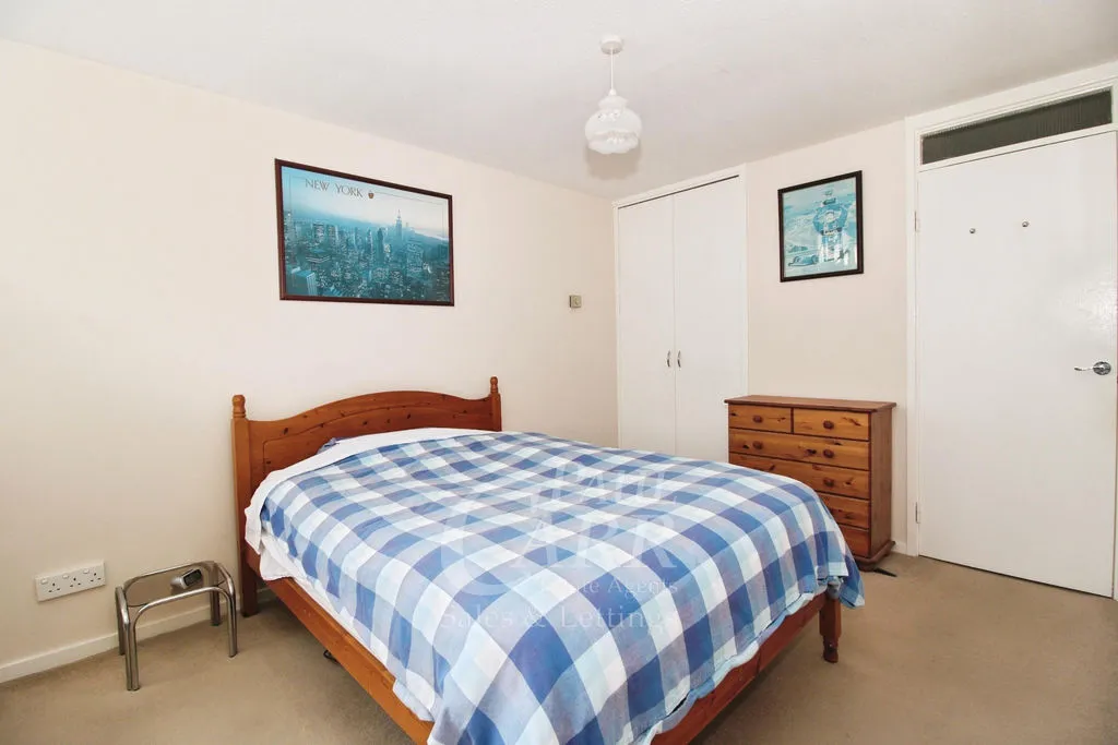 Camborne Road, Park Hall, WS5, photo 7