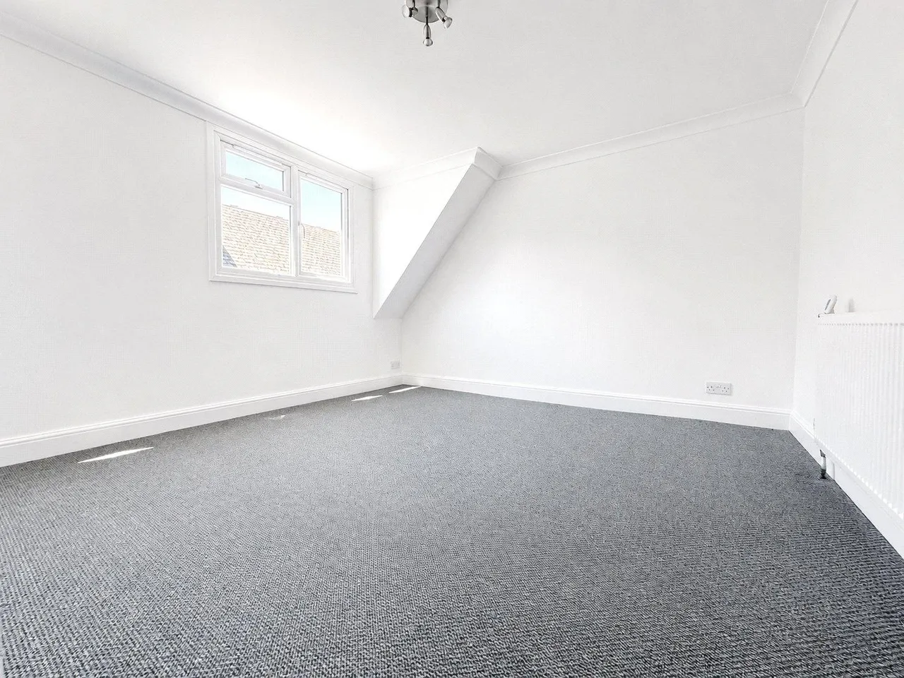 Muirkirk Road, London, SE6, photo 4