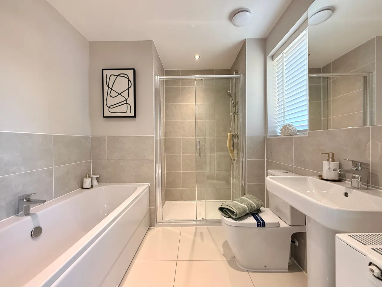 Honeymans Helm, Highworth, SN6, photo 11