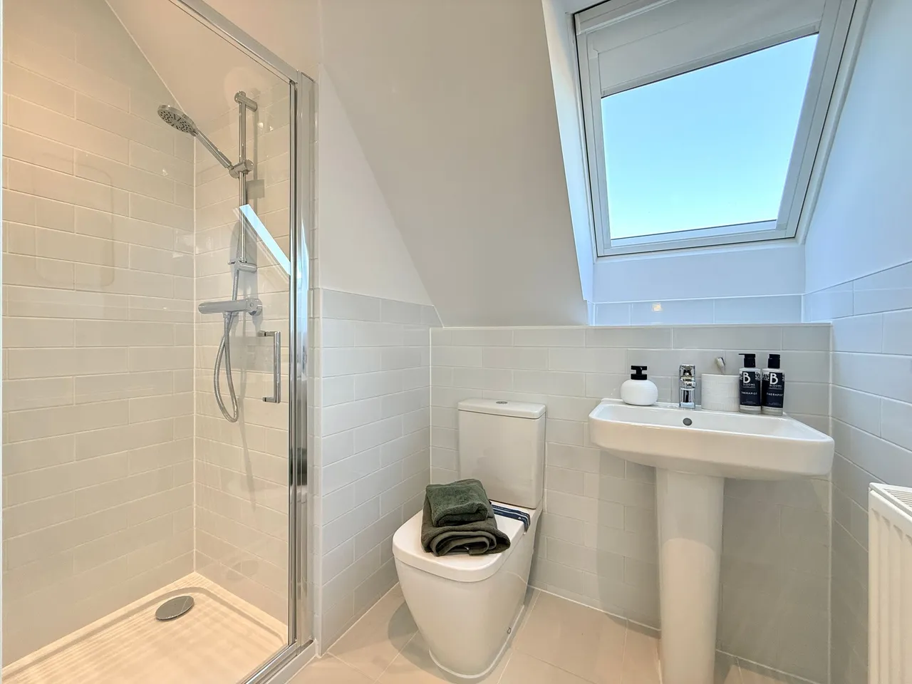 Honeymans Helm, Highworth, SN6, photo 13