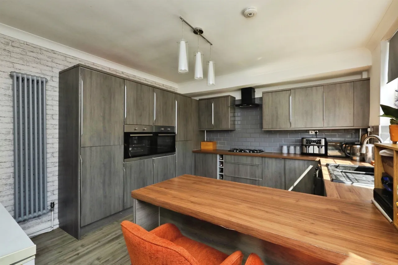 Manor Road, Swinton, Mexborough, photo 6