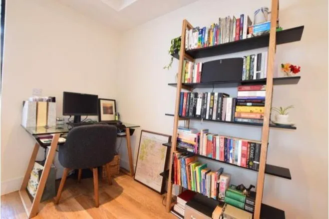 36 Knaresborough Drive, Wandsworth, photo 6