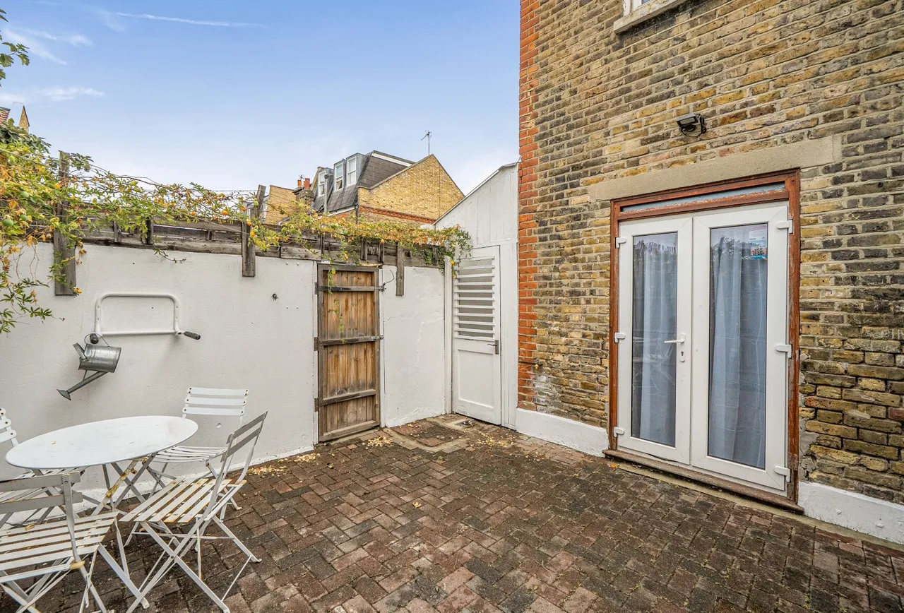 Lavenham Road, London, SW18 5EZ, photo 5