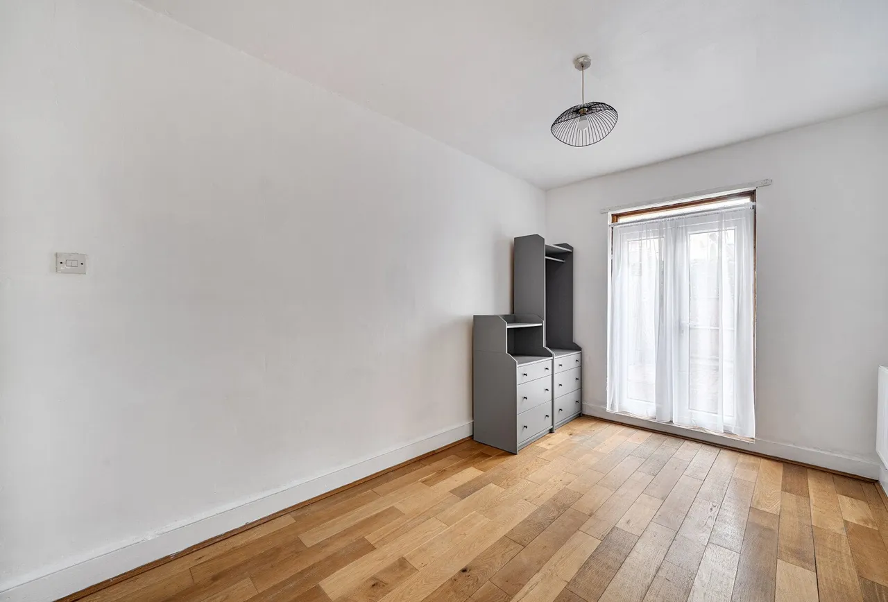 Lavenham Road, London, SW18 5EZ, photo 10