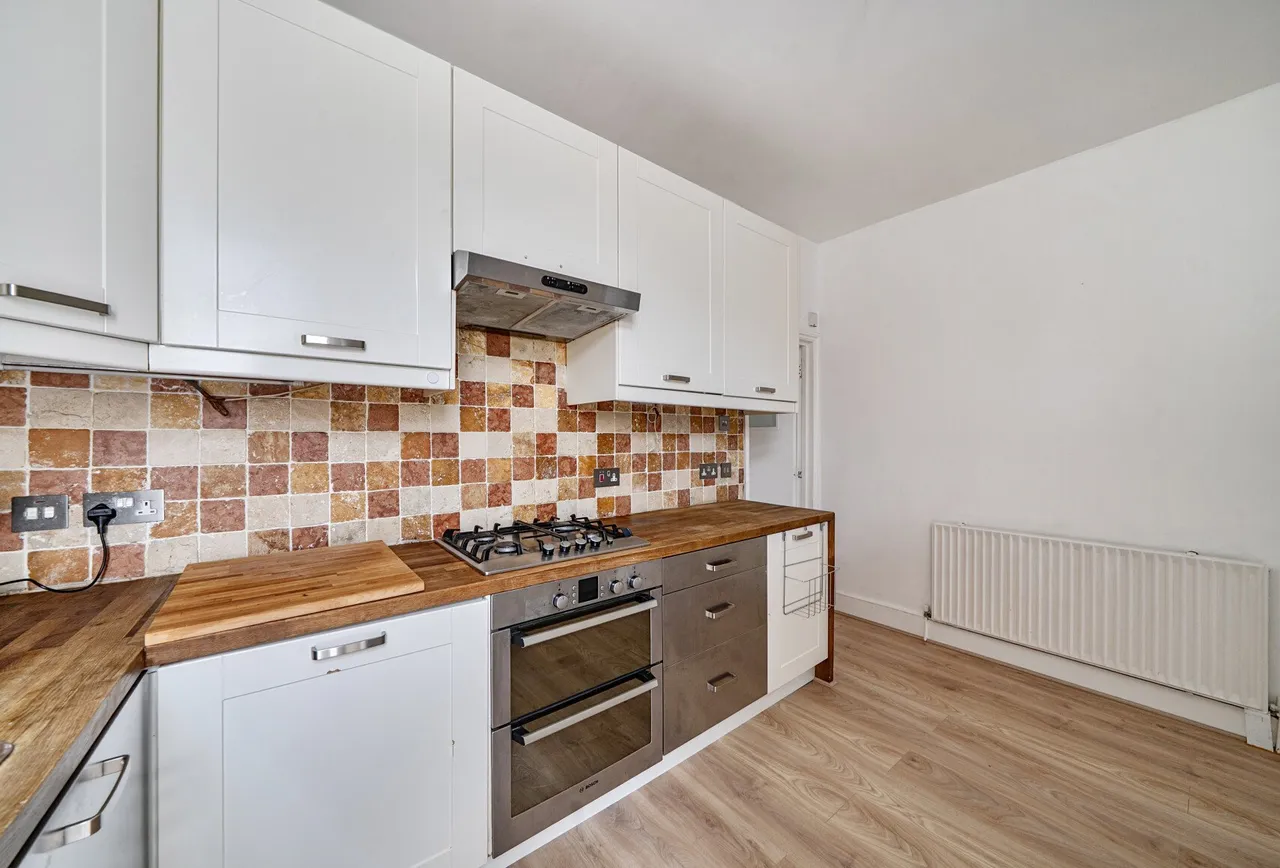 Lavenham Road, London, SW18 5EZ, photo 3