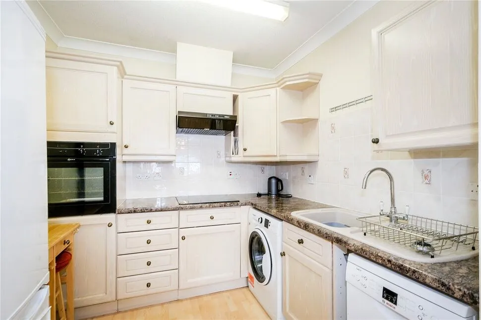 Chadwell Heath Lane, Chadwell Heath, RM6, photo 4