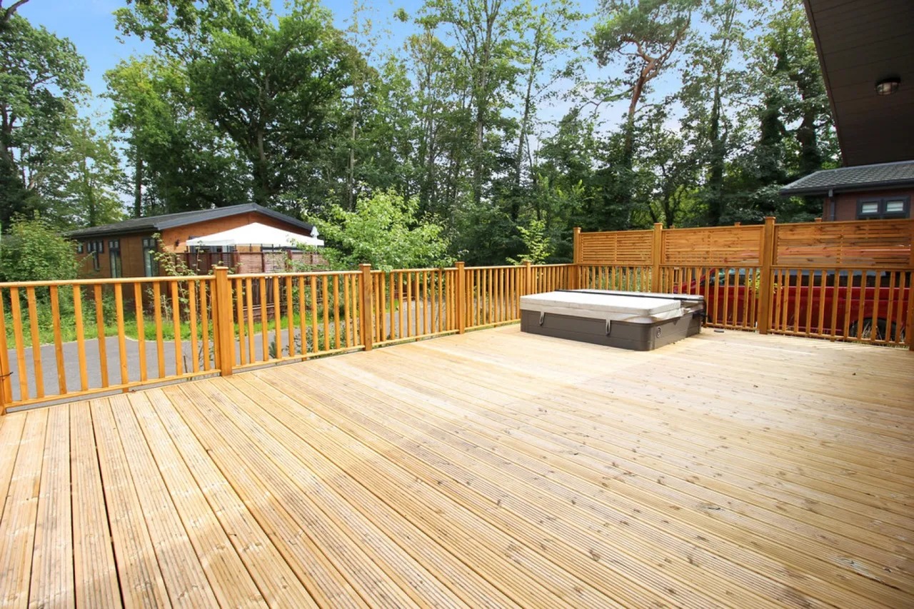 Aspen Corner, Brokerswood Holiday Park, Brokerswood, photo 2
