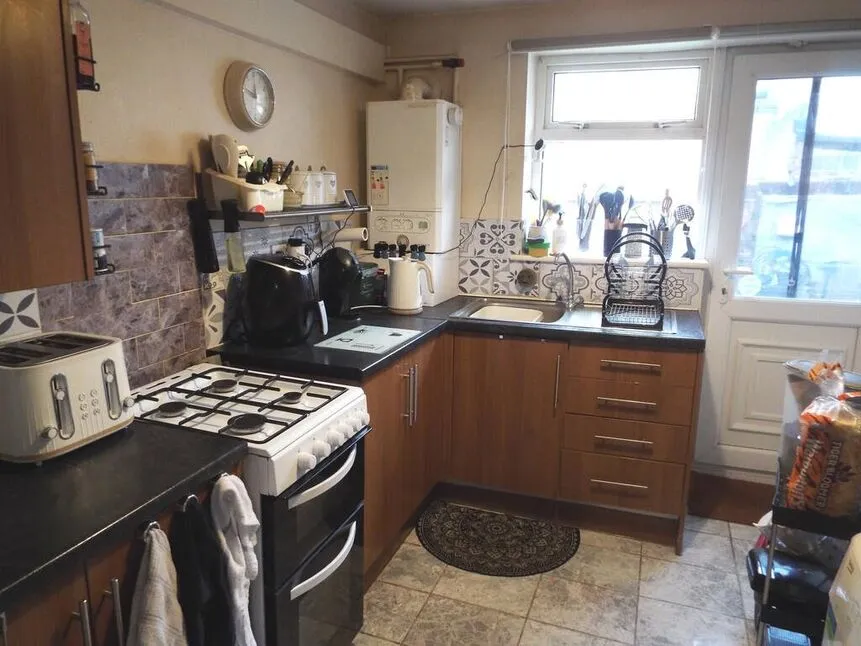 St. Georges Avenue, St. Georges Road, East Yorkshire, HU3, photo 4