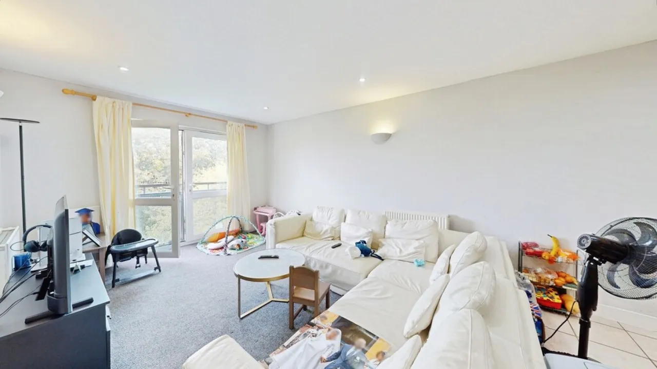 Providence Park, Cheltenham, GL51, photo 8