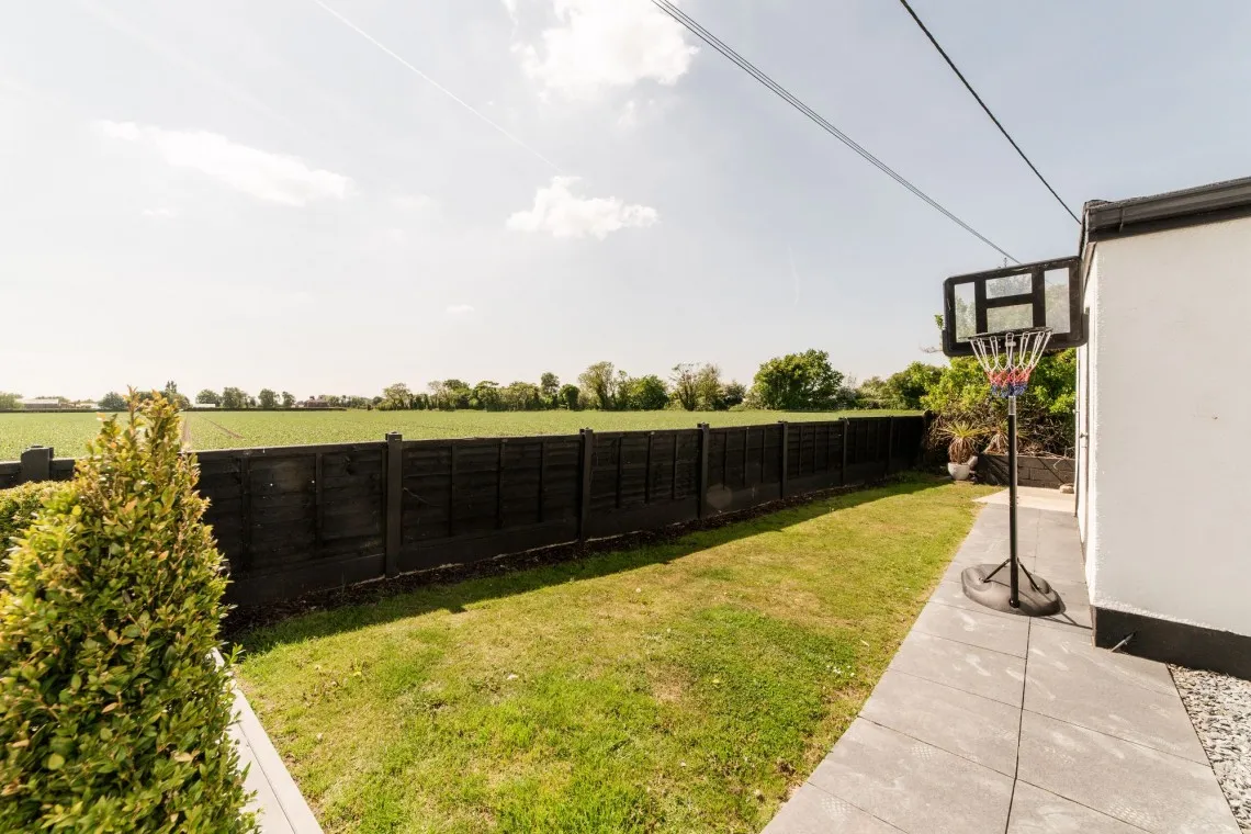 Morris Lane, Halsall, L39, photo 19