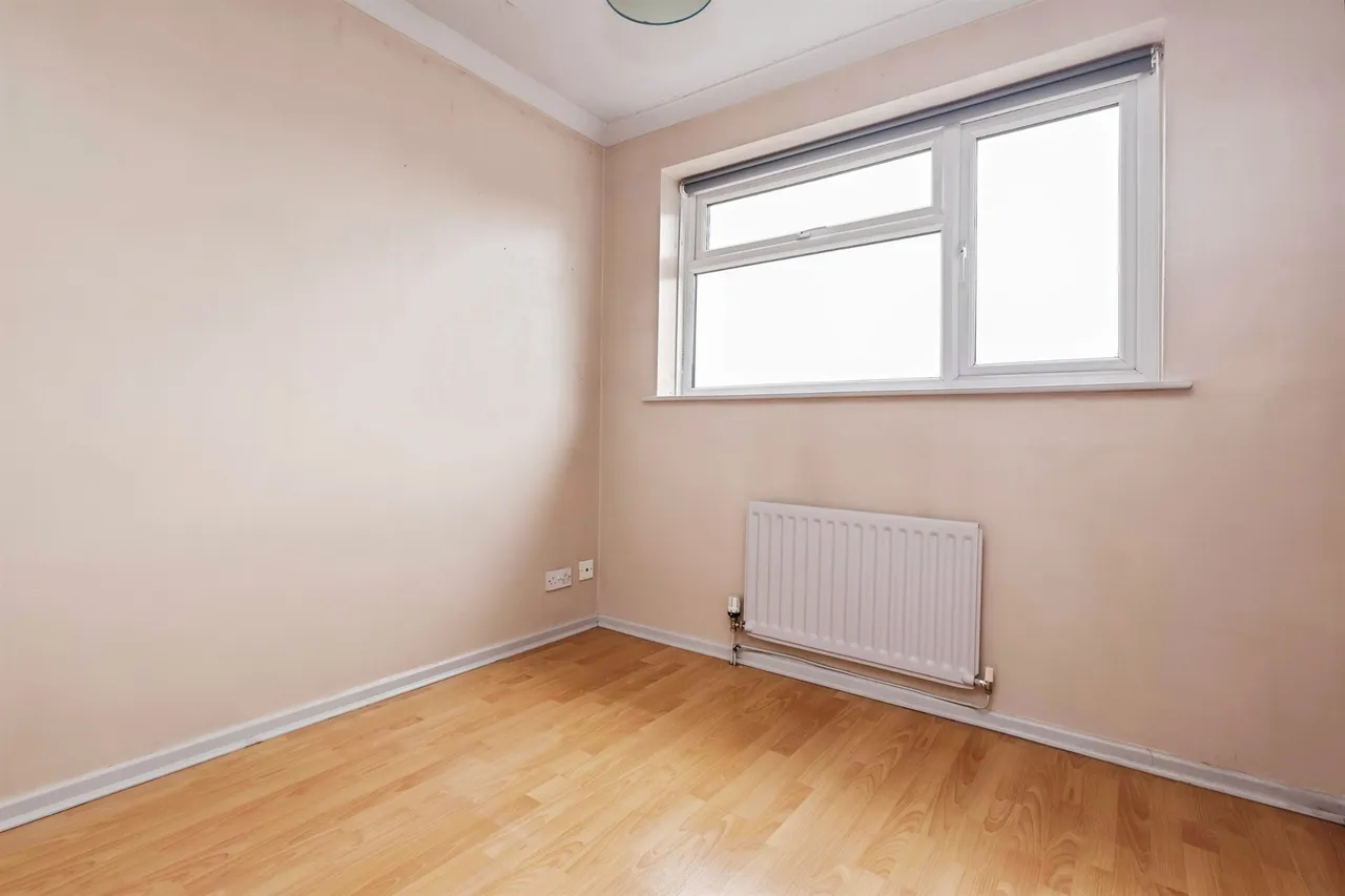 Kittiwake Drive, Brierley Hill, photo 10