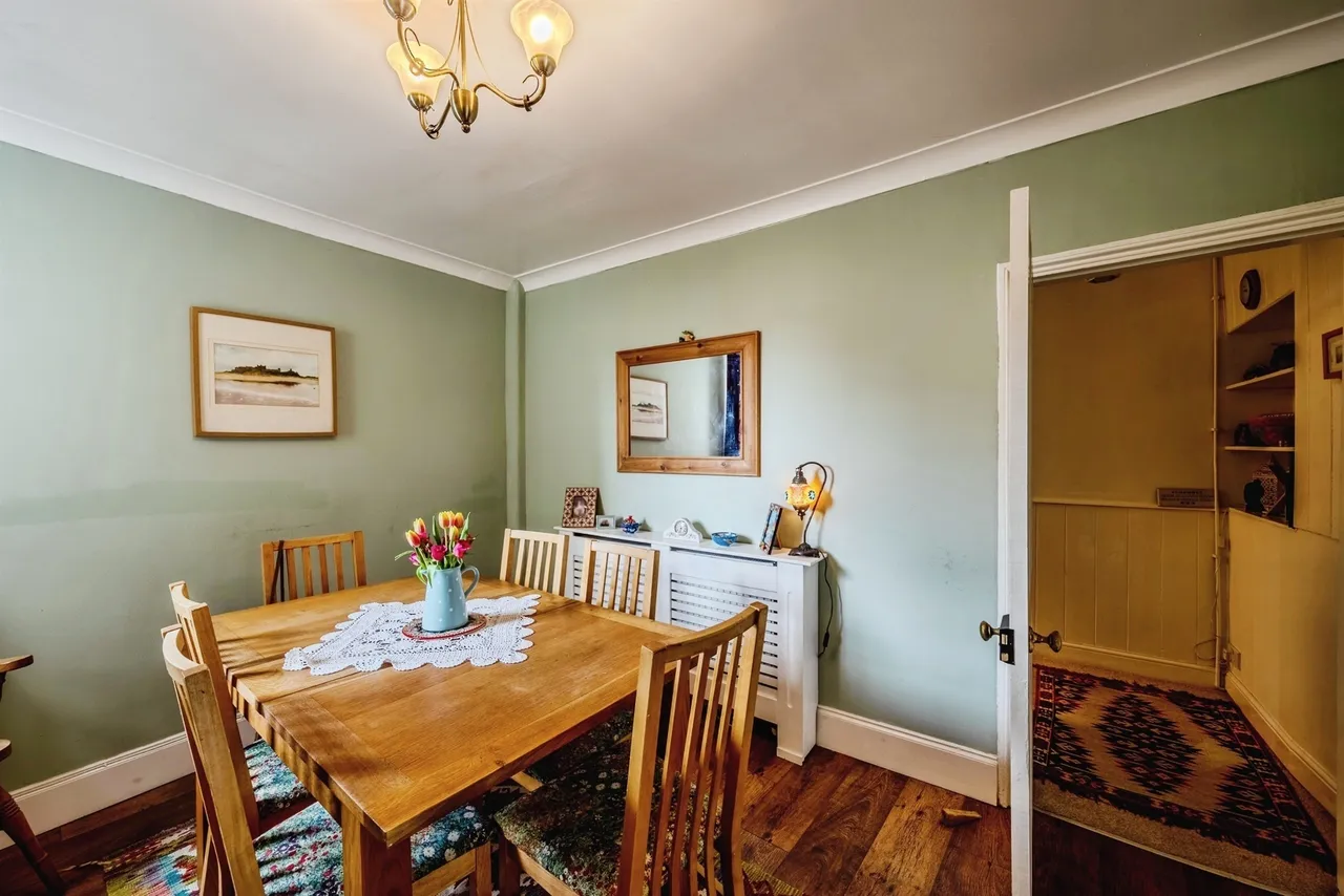 St. Ann Street, Chepstow, NP16, photo 17