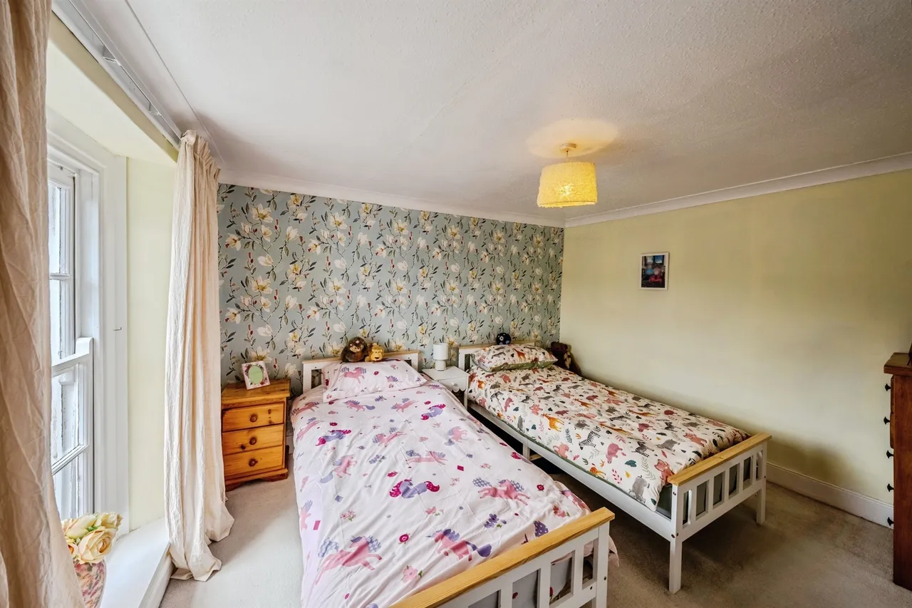 St. Ann Street, Chepstow, NP16, photo 13