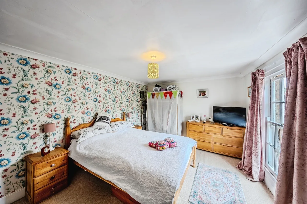 St. Ann Street, Chepstow, NP16, photo 24