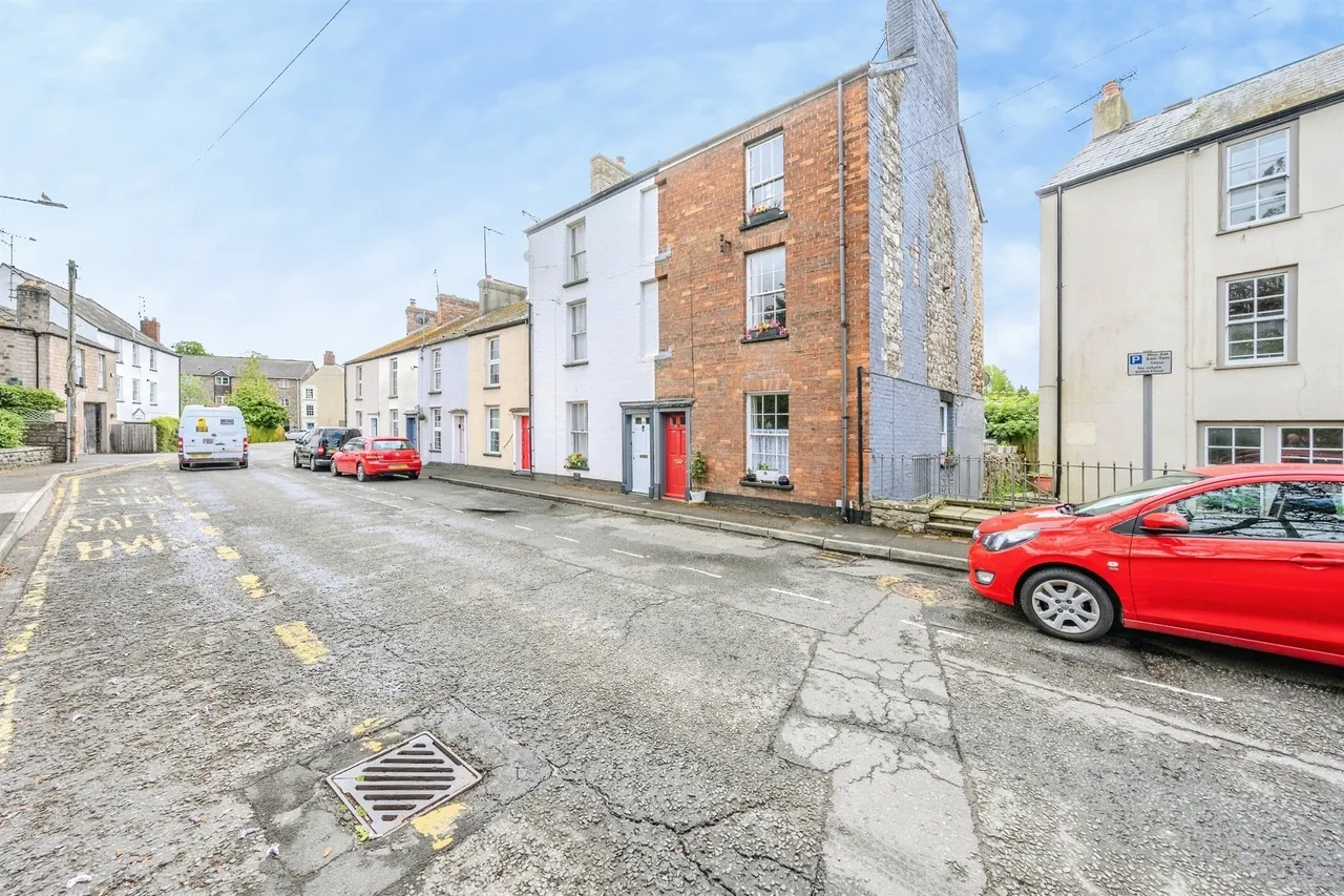 St. Ann Street, Chepstow, NP16, photo 26
